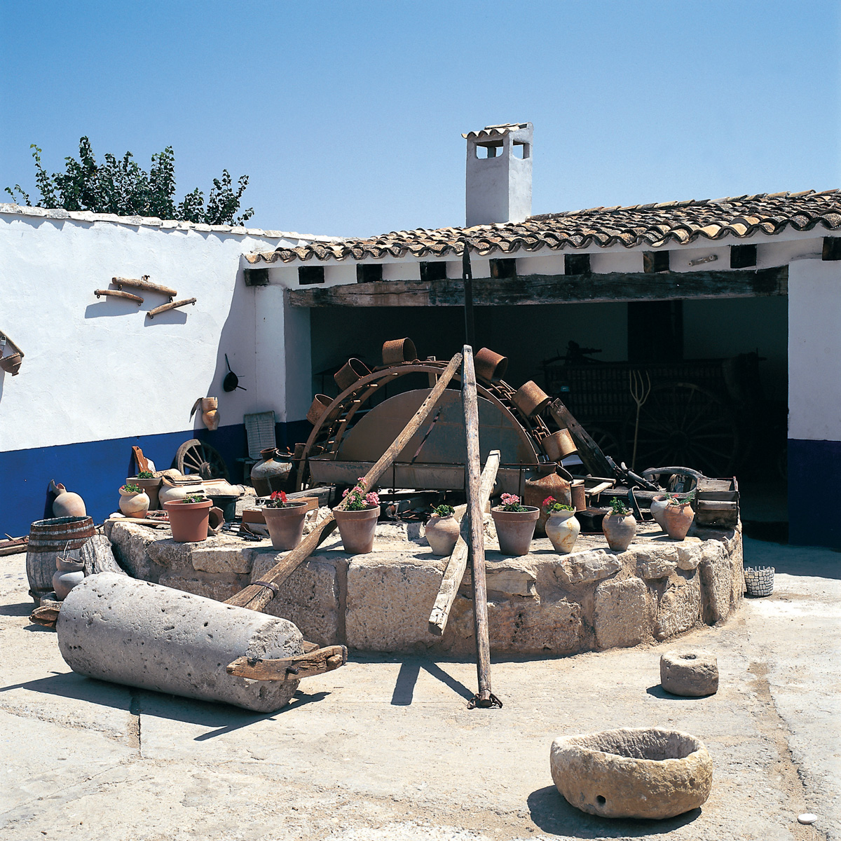  Uncover the soul of Spain beyond the modern façade 